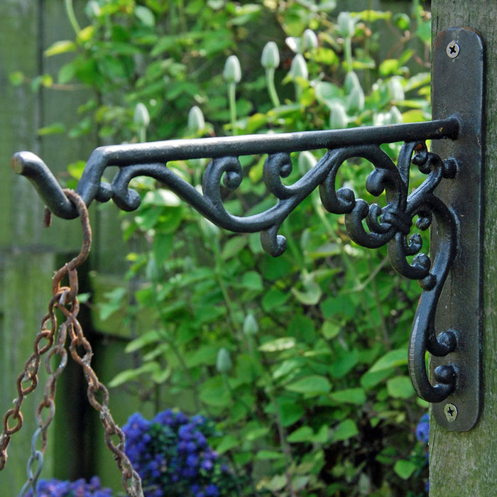 Cast iron hanging basket bracket