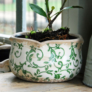 Small green Hampton ceramic round pie crust edged planter