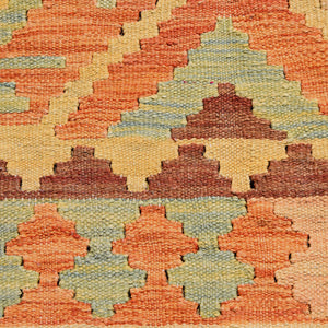 Traditional Wool Kilim Floor Rug