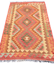 Traditional Wool Floor Kilim Rug