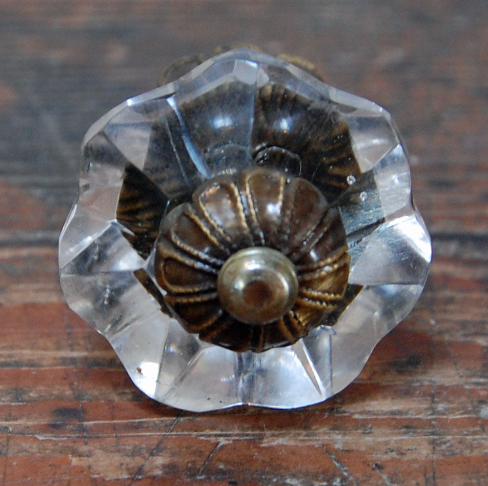 Vintage style glass drawer knob