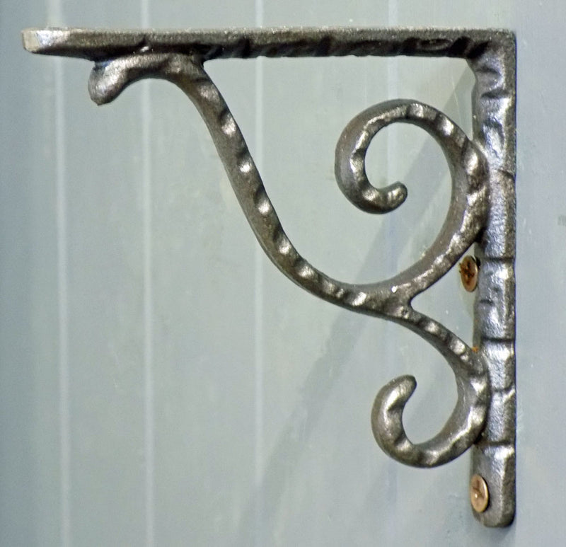 Cotswold cast metal antique design shelf bracket