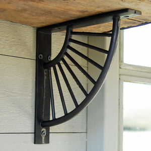 Cartwheel vintage cast iron wall shelf bracket 180mm