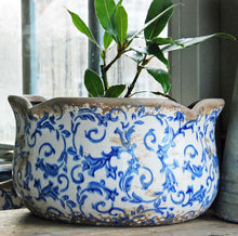 Large blue Hampton ceramic round scallop edged planter