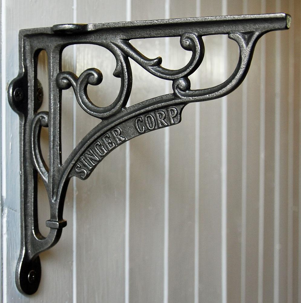 Antique design cast iron singer shelf bracket